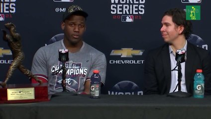 El cubano Soler, héroe de Bravos, Jugador Más Valioso y campeón Serie Mundial