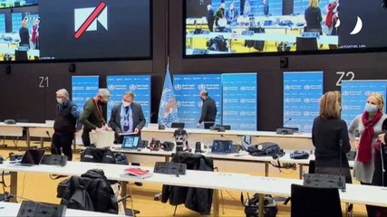 2022 debe ser el año "en el que acabemos con la pandemia", dice jefe de la OMS