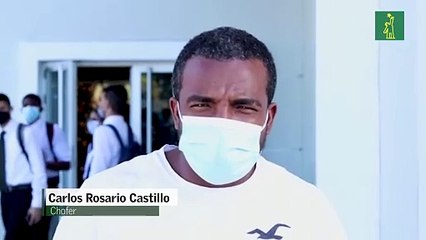 Chofer y empresa lanzaron basura en Santo Domingo Este pagarán con 30 viajes a Duquesa y RD$100 mil de multa