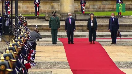 Duque asegura que EE.UU. no le ha notificado el retiro de las FARC de lista terrorista