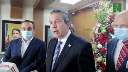 PRM entrega padrón de militantes ante la JCE