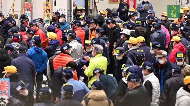 Atún japonés vendido por 145.000 dólares en tradicional subasta de Año Nuevo