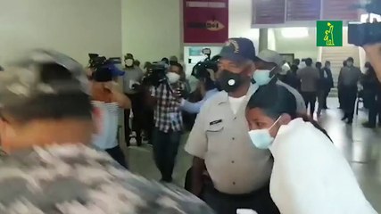 Alexis Villalona pidió perdón a Santa Arias y dice estar arrepentido de la agresión que cometió en su contra