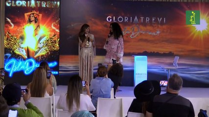 La mexicana Gloria Trevi apuesta por música y esperanza para salir de la "oscuridad"