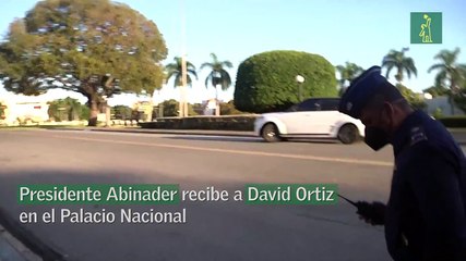 Presidente Abinader recibe a David Ortiz en el Palacio Nacional