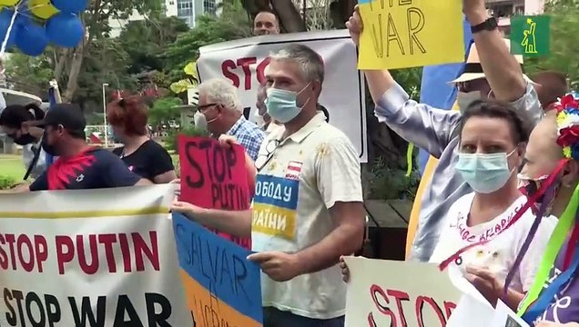 Varias decenas de ucranianos piden a Panamá se sume a sanciones internacionales contra Rusia