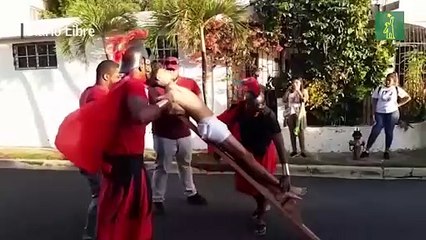 Viacrucis de Viernes Santo