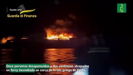 Dos personas siguen atrapadas en el ferry incendiado cerca de isla griega
