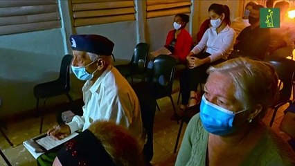 Barrio por barrio, Cuba discute matrimonio gay y maternidad subrogada