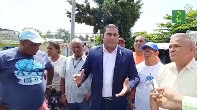 Autoridades evalúan situación de familias afectadas por incendio en Los Tres Brazos