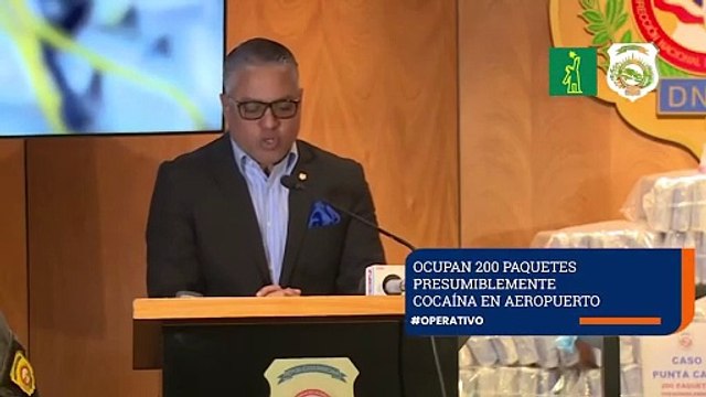 Los paquetes decomisados en un avión en el aeropuerto de Punta Cana