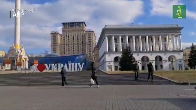 El presidente de Ucrania dice que las tropas rusas tratarán de tomar Kiev esta noche