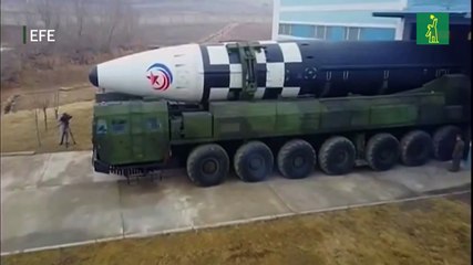 Corea del Norte muestra en televisión el lanzamiento de su nuevo misil ICBM