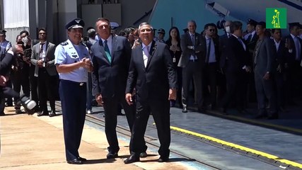 Bolsonaro recibe a 68 personas de diferentes países que fueron evacuados de Ucrania