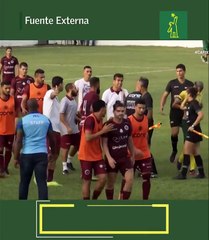 Agrede con un cabezazo a una árbitra