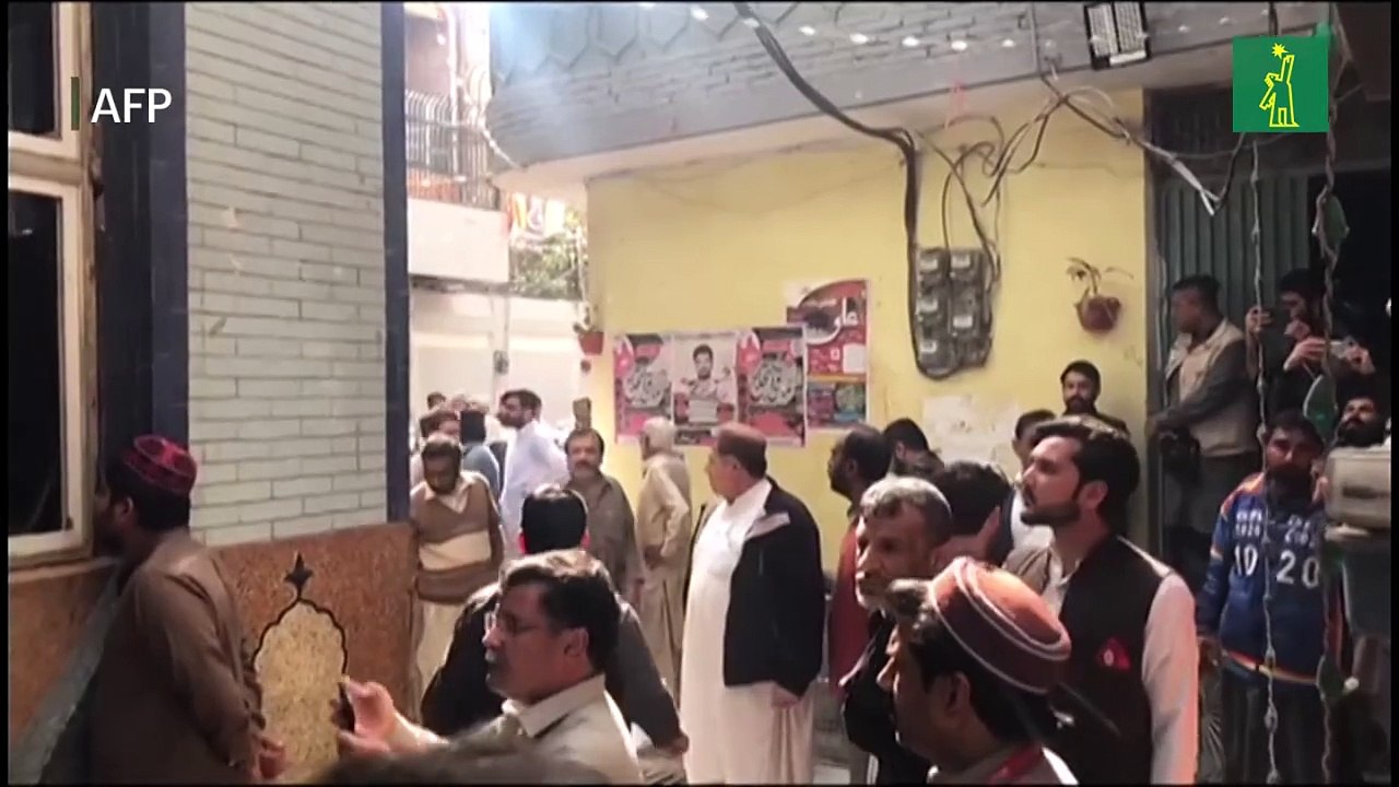 Decenas de muertos en un atentado en una mezquita de Peshawar, en el noroeste de Pakistán