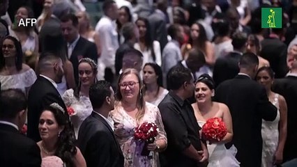 Boda masiva une a 50 parejas en Brasil