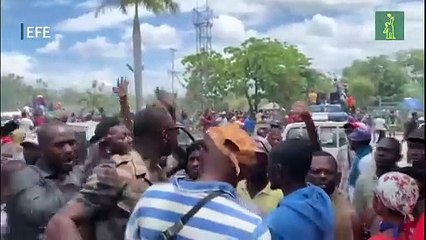 Manifestantes haitianos causan destrozos en el aeropuerto de Les Cayes