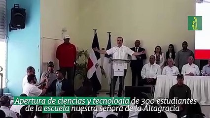 Apertura de ciencias y tecnología de 300 estudiantes de la escuela nuestra señora de la Altagracia