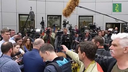 Ucrania condena al primer soldado de Rusia, que avanza paso a paso en el Donbás