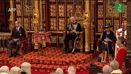 Príncipe Carlos reemplaza por primera vez a Isabel II en el simbólico "discurso del trono"