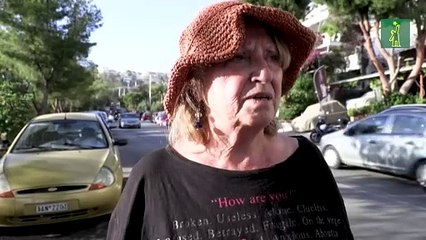 Incendio forestal en un suburbio de Atenas