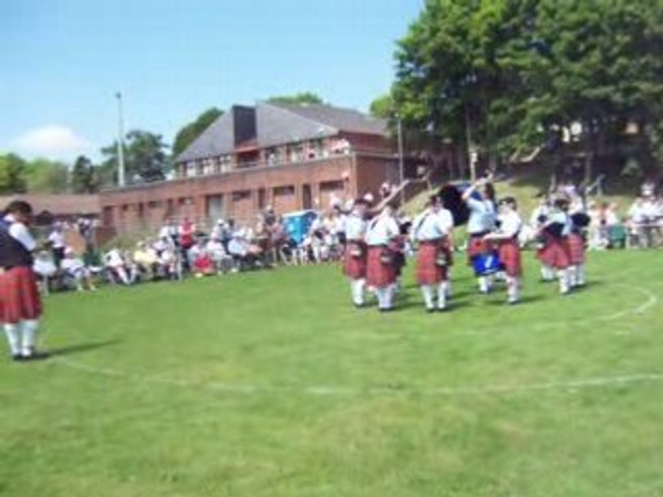 Manorcunningham Pipe Band - RSPBANI - 2007