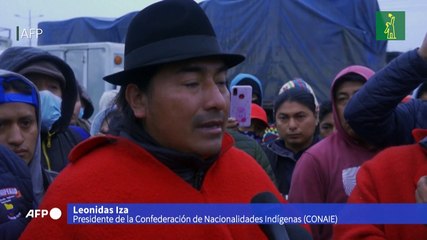 Indígenas de Ecuador bloquean carreteras en protesta contra el gobierno