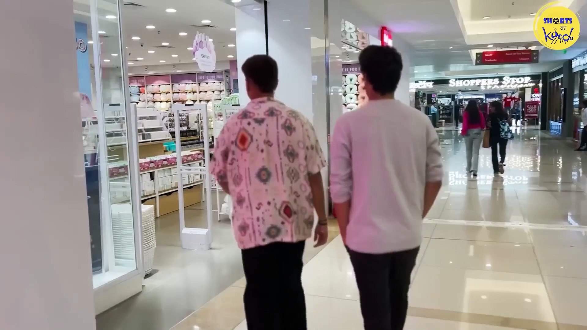 ⁣College Students Dating Life 2025