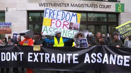 Gobierno británico firma decreto de extradición a EEUU de Assange, que apelará