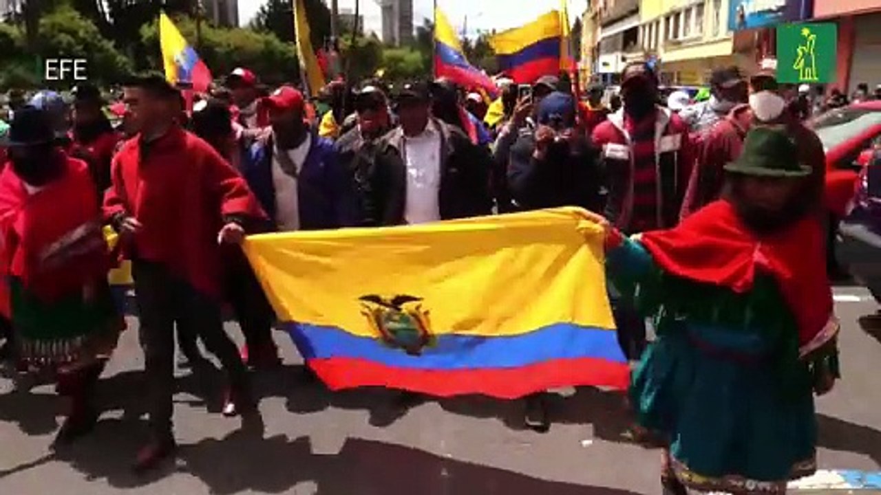 Gobierno e indígenas firman el acuerdo que pone fin a las protestas en Ecuador