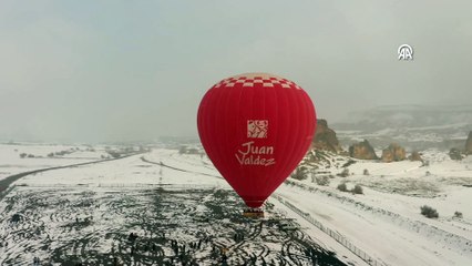 18 günün ardından yeniden! Sıcak hava balonları gökyüzünü renklendirdi