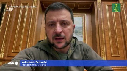 Bombardeos rusos dejan sin agua ni luz la capital de Ucrania