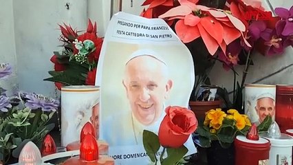 Santa Sede: «Papa Francesco ha riposato». Le immagini dall'esterno del «Gemelli»