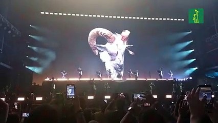 Daddy Yankee sube al escenario para dar "La última vuelta" en República Dominicana