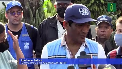 ONU visita pueblo de Venezuela arrasado por deslave, que entierra a sus muertos