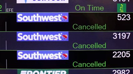 Gobierno de EEUU exige a Southwest compensaciones por alud de cancelaciones