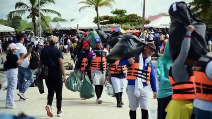 Unos 10.000 migrantes rumbo a EEUU están bloqueados en puerto de Colombia