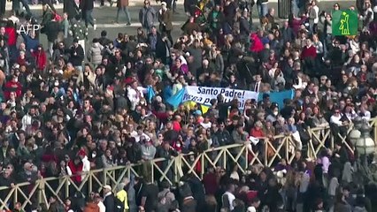 El papa pide "acallar las armas" en Ucrania y en el mundo