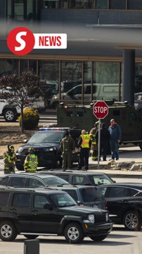 One police officer killed after gunman takes hostages at Pennsylvania hospital
