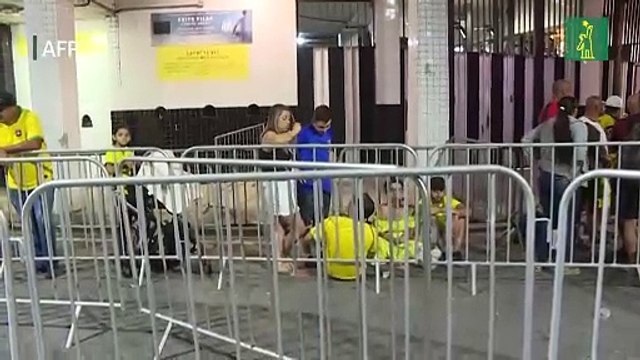 Santos se prepara para el velorio del rey Pelé