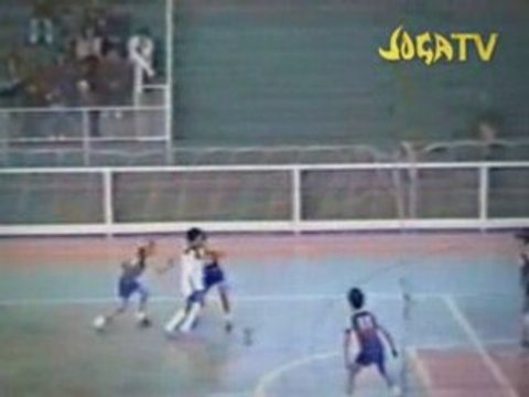 8 nike joga bonito - ronaldinho alegria