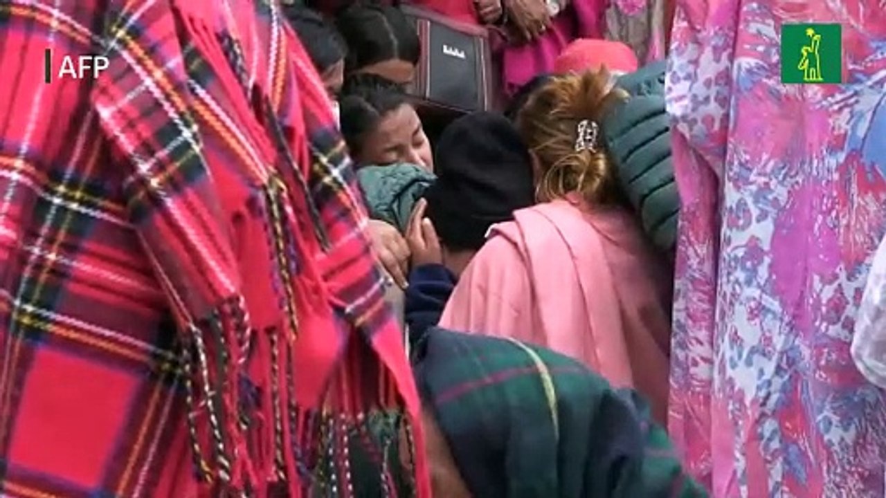 Sin esperanza de sobrevivientes, Nepal llora a víctimas del accidente aéreo