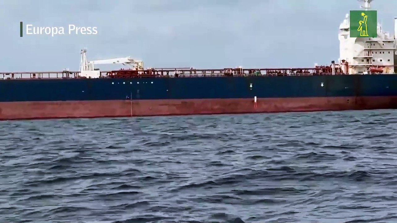 Petroleros procedentes de Rusia esperan el trasvase de crudo frente a costas marroquíes