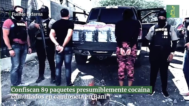 Confiscan 89 paquetes presumiblemente cocaína camuflados en camioneta en Baní