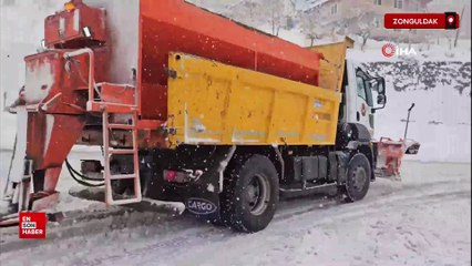Zonguldak'ta kar yağışı etkisini sürdürüyor