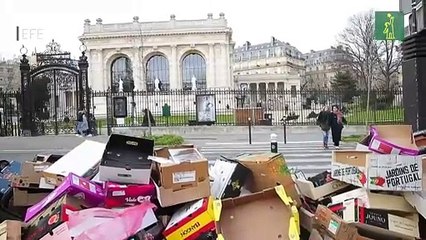La huelga de recogida de basuras seguirá al menos hasta el miércoles en París