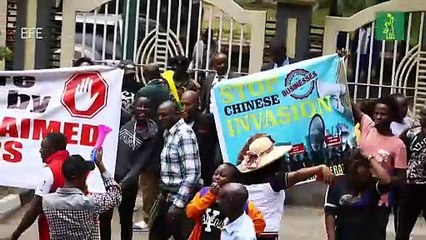 Cientos de comerciantes protestan en Kenia contra la competencia china