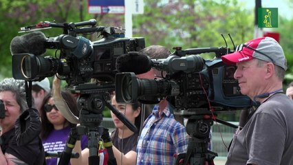 Corte Suprema de EEUU preserva temporalmente acceso a píldora abortiva