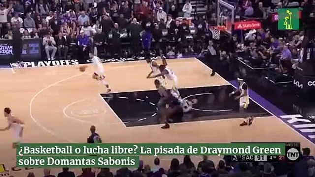 ¿Basketball o lucha libre? La pisada de Draymond Green sobre Domantas Sabonis